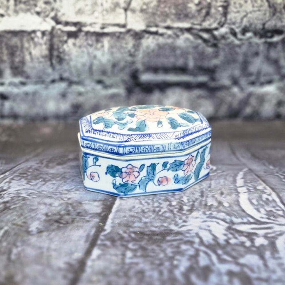 Vintage Oriental Style Lotus Trinket Box Jewelry Box